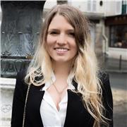 Insegnante privata di francese e inglese. Lezioni presenziali ed online ad adulti, ragazzi e bambini. Lezioni adattate ai bisogni dell’alunno (lavorativi, scolastici, personali), incentrate su grammatica, conversazione, comprensione e redazione scritta